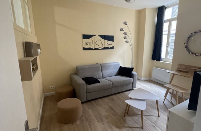 T2 hyper centre avec parking, à 50 m de la cathédrale