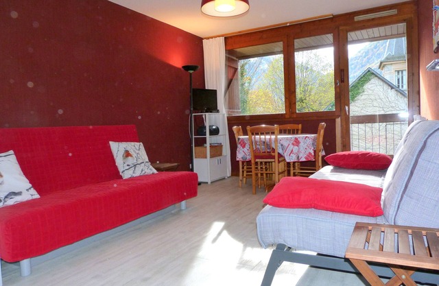 T2 expo sud, parking, cave, balcon, vue montagne