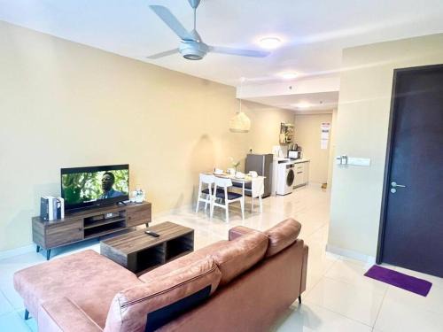 T6 1-10Pax Trefoil Setia Alam 2Room SCCC Top Glove tower