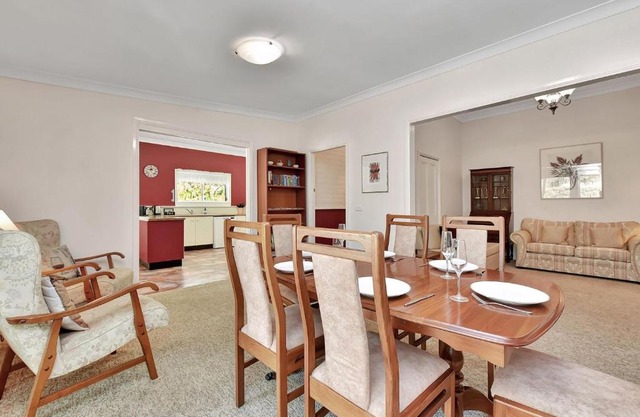 Tabitha Hill Cottage close to wineries and nature