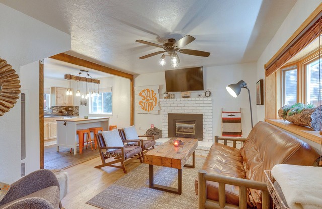 7 Mi to Lake Tahoe: Wooded Home w/ Foosball Table