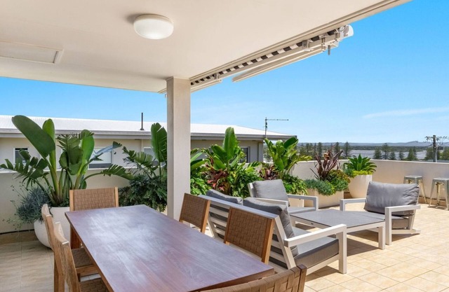 TALINGA 5 - LOCATION AND VIEWS