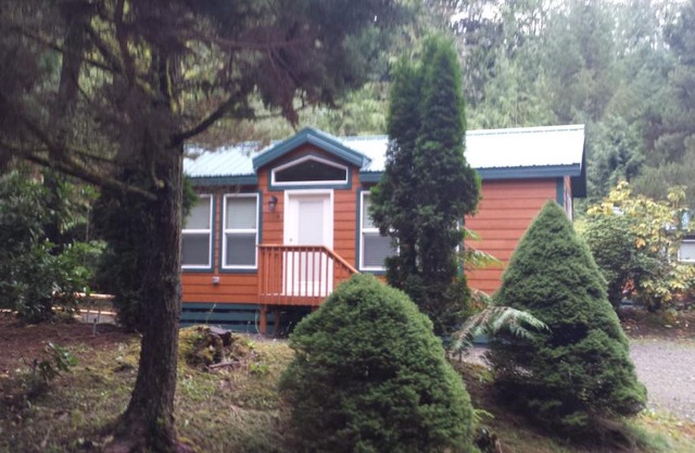 Tall Chief Camping Resort Cottage 1