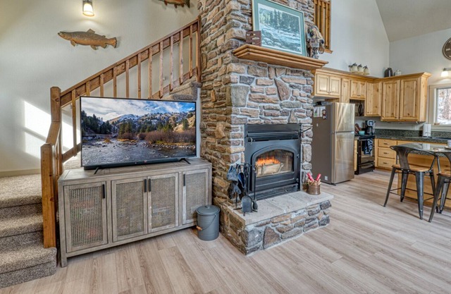 Tall Tail Lodge Mountainside Retreat!