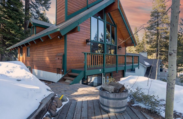 Tallac by Avantstay Secluded & Woodsy Tahoe Cabin in Incline Village