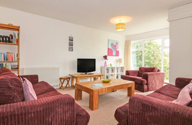 TAMAR COTTAGES 35, pet friendly in St Ann's Chapel, Cornwall