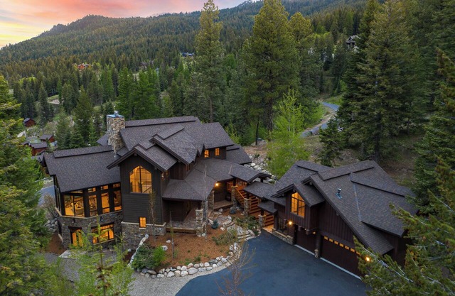 Tamarack Resort ski-in/ski-out custom estate with beautiful mountain views