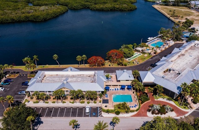 Tampa Bay Beach Getaway and Resort