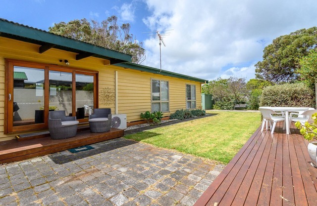 Tarooh Blue Beach House - 14 Tarooh Street, Cape Paterson