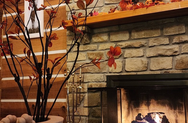 Taurina Cabin-Nestled in nature and tranquility. New updated indoor hot tub.