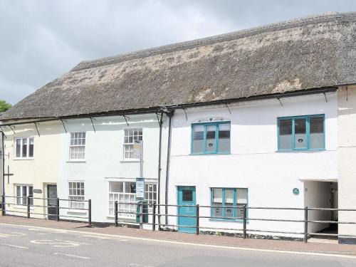 Teal Cottage