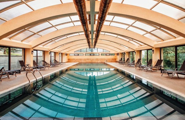 Teghenis Resort