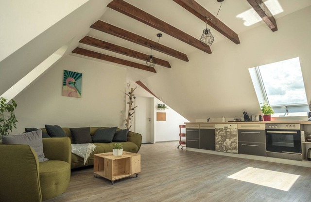 Accueil / 2 chambres / centre ville / balcon / immeuble neuf 2017 / WiFi incl.