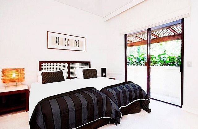 Temple 121 Moderne Spacieux Palm Cove 2 Brm 2 Bth Appartement Appartement Avec Cour