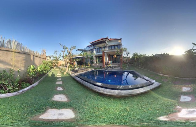 Temuku Keramas Beach Suite