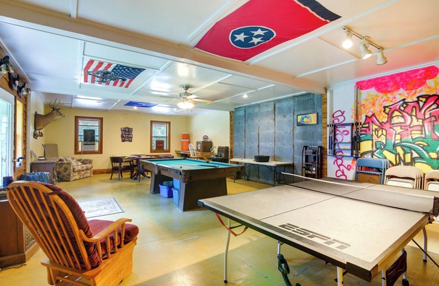 Tennessee Farm Vacation Rental w/ Game Room!