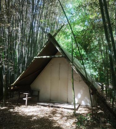 tente de trappeur au camping les cournoulises 2 à 4 personnes