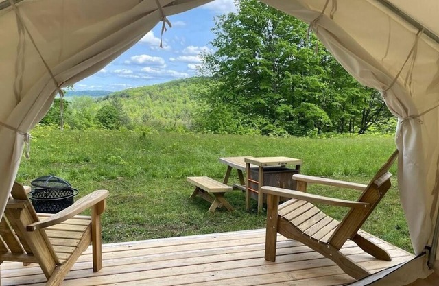 Tentrr Signature Site - Howling Wolf Farmstay