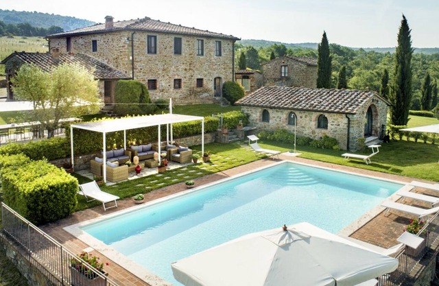 Tenuta Valdambra - Neuf Chambres Villa, Couchages 20