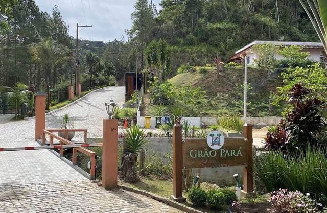 Maison de campagne Teresópolis (route Têre-Friburgo)