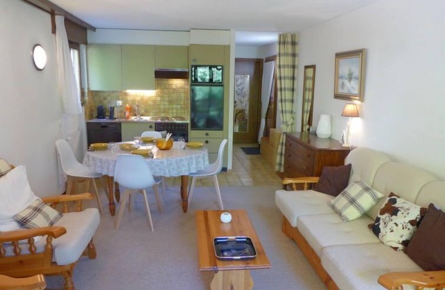 Terrasse Des Alpes 3008 by Interhome