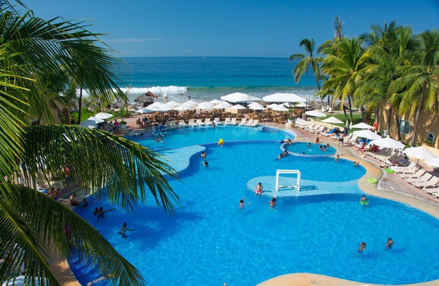 Tesoro Ixtapa Beach Resort