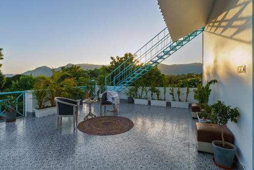 Thaharo -2 BHK with Swimming Pool