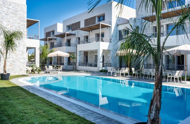 THALASSIA LUXURY APARTMENTS