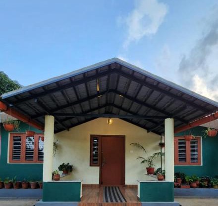 THAMANE Homestay Couple Rooms
