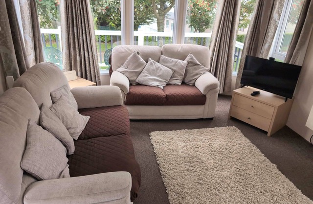 Luxurious Wheelchair-Friendly Static Caravan at Kent Coast Holiday Park
