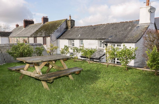 Thatch View Cottage, LISKEARD