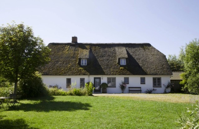 Chaumière dans un endroit idyllique avec cheminée, terrasse + jardin (80m² / plain-pied)