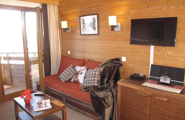 Au 10 ème étage de la très belle Résidence SASKIA à AVORIAZ