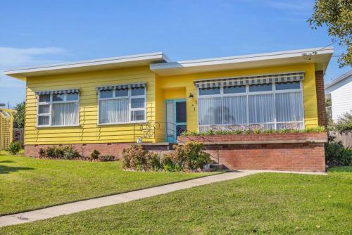 The 50's Beach House