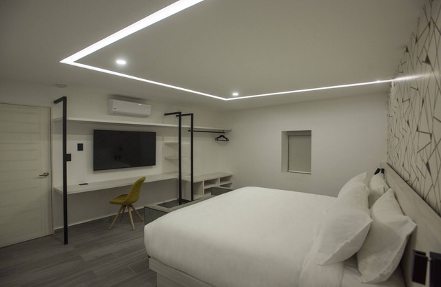 L'Andy Master Suite 10