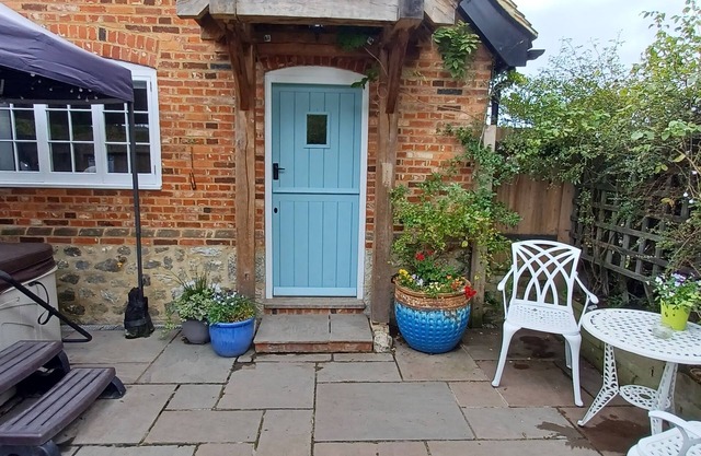 The Annexe -Studio appartement avec bain à remous dans une zone rurale près du château de Leeds