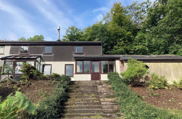The Annexe. Very rural, tranquil, dog-friendly retreat, 5-10 mins from beaches.