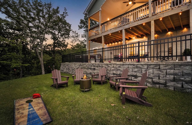 LUX Mountain View - Hot tub, WiFi, AC