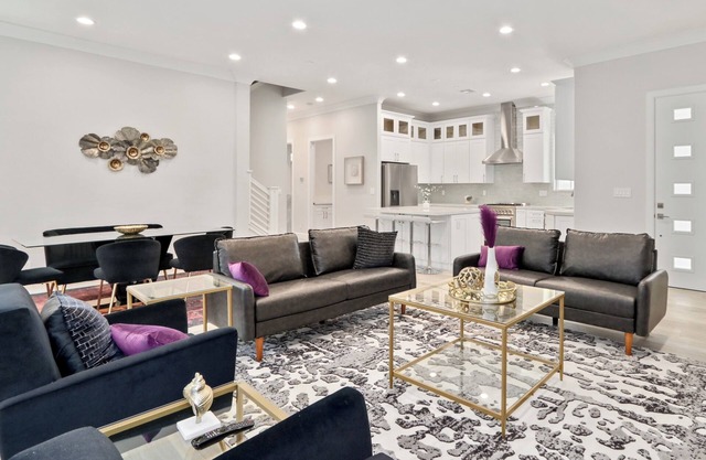 The Ayla Plan: 4BR, 3.5BA, 2600 Sq Ft, Near Campus