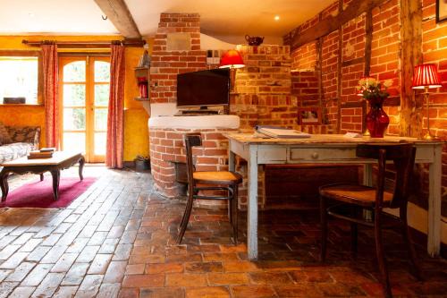 The Bakery a honeymooners favourite cosy stylish with lovely walks and pubs