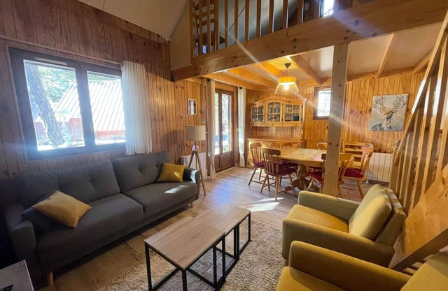 GRAND CHALET AU CHALET DE BARCELONNETTE