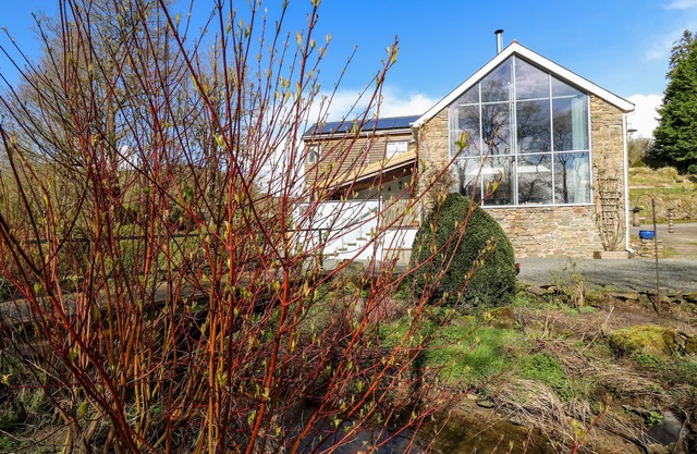 La grange à Glanoer, CENTRE MAISON