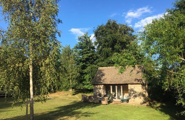 The Barn - Located away from people!