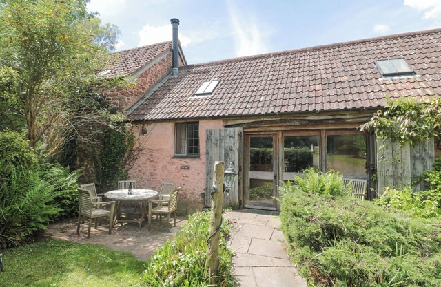 LA GRANGE, pet friendly, avec feu ouvert en Bicknoller, Ref 915884