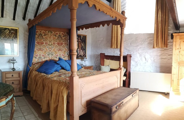 The Barn - Y Sgubor Wen - Your Ideal Rural Retreat