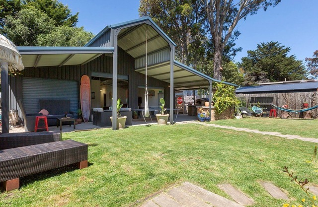 The Beach Barn - Balnarring Beach