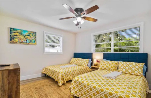 The Beach Retreat, Chic 3Bdrm Home, Jacuzzi Hottub