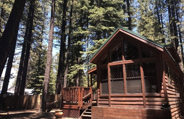 The Bear Den - South Lake Tahoe (Animaux acceptés)