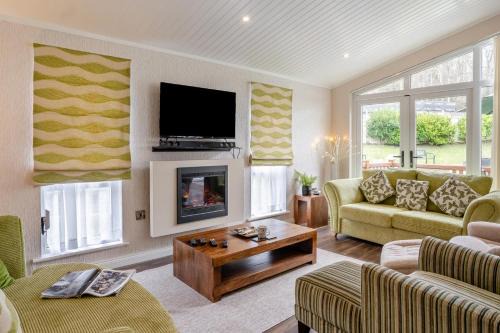 The Beech House Lodge - New Quay