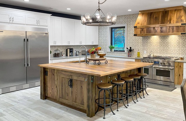 The Bentonville Oasis - Luxury home by downtown